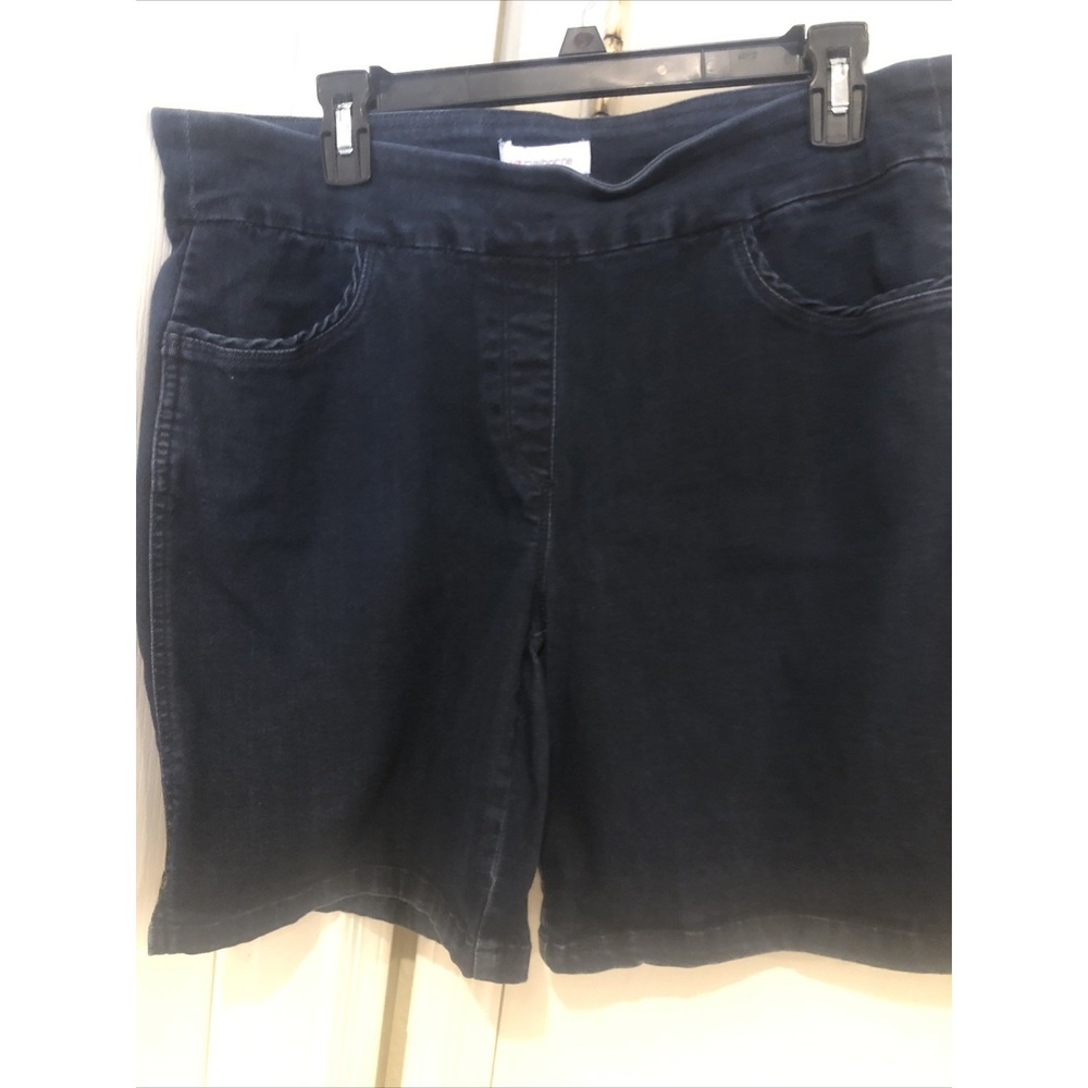 Liz Claiborne   DENIM  Mid-Rise Pull-On Comfort Stretch  Shorts  sz 14 T